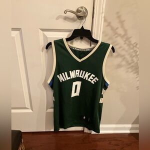 Fanatics Green Basketball Jersey Size Small